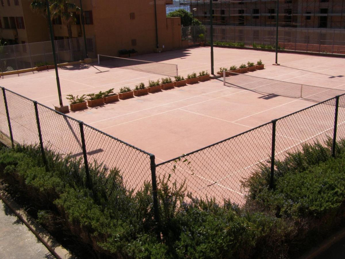Le Nereidi Hotel Residence La Maddalena  Buitenkant foto