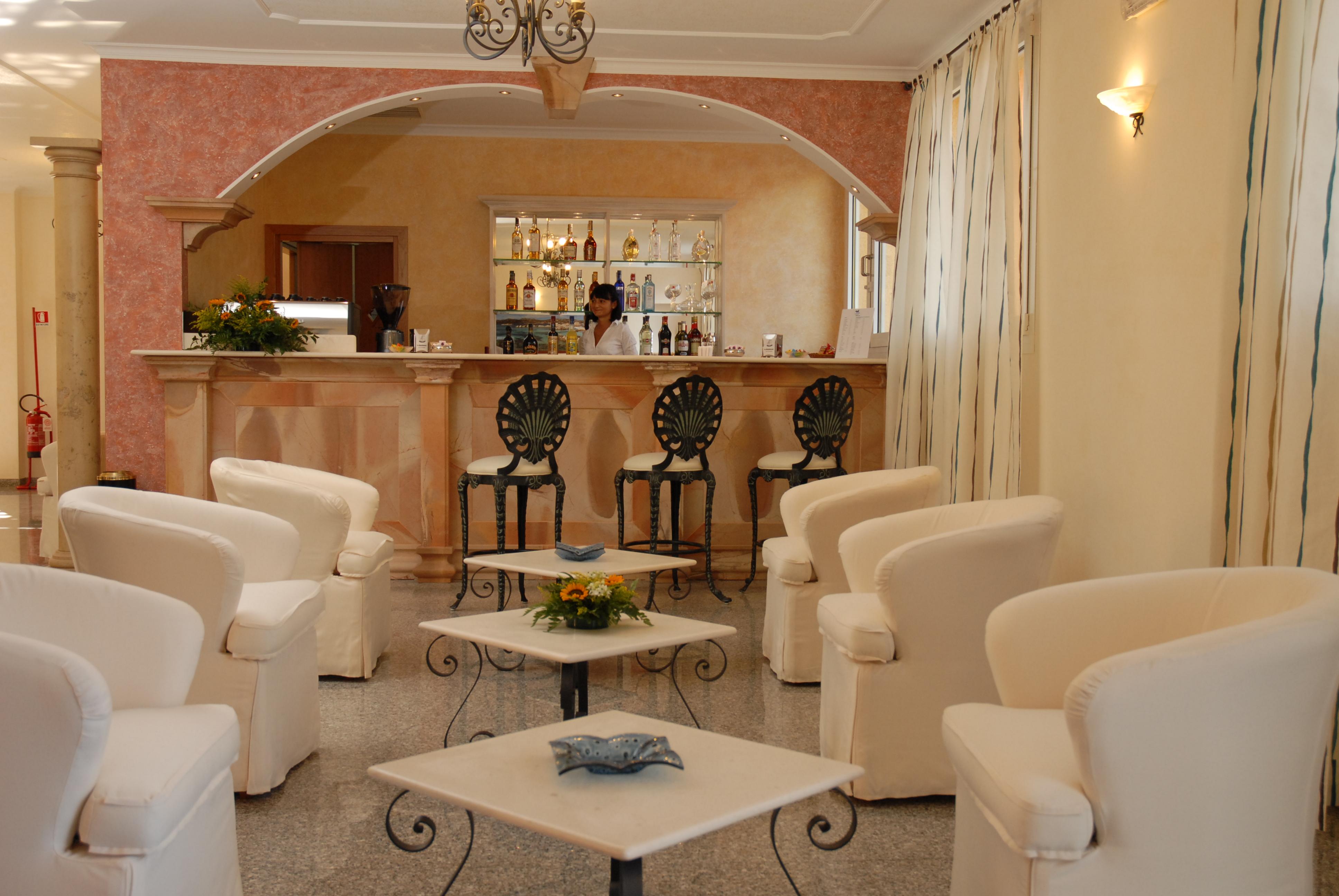 Le Nereidi Hotel Residence La Maddalena  Buitenkant foto