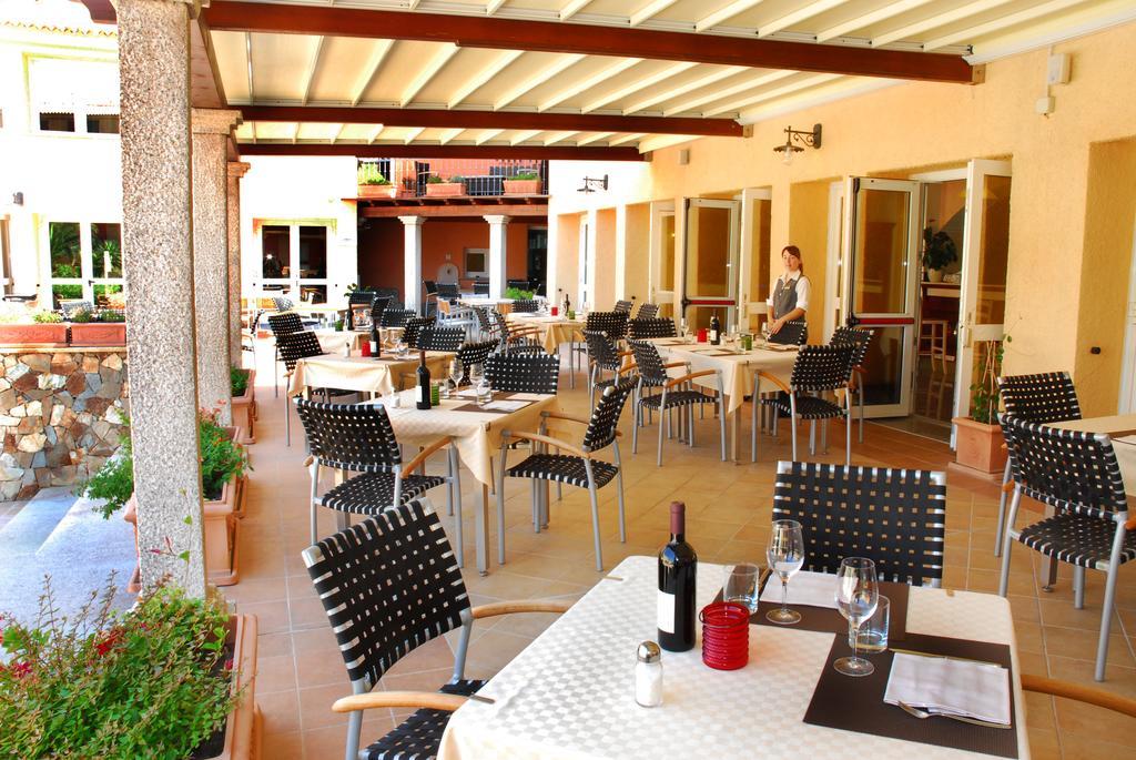 Le Nereidi Hotel Residence La Maddalena  Buitenkant foto